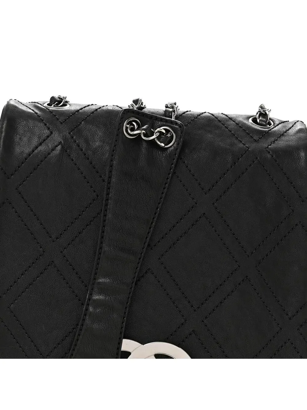 CHANEL elevate your